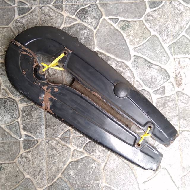 Katengkas Tutup Rantai Honda GL100 GL125 CB100 K5 Arm Bulat Original Second
