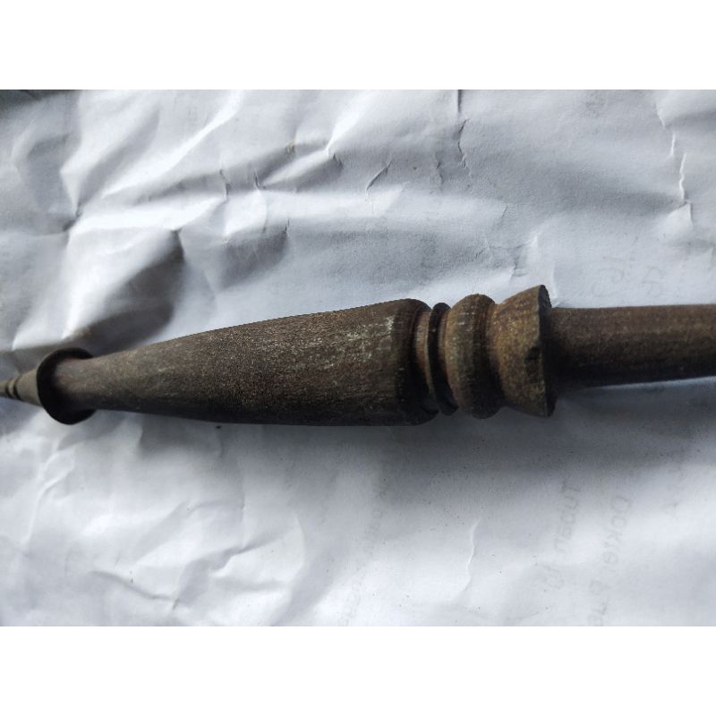 Keris dapur cengkrong dan menur