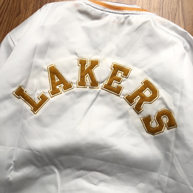 Varsity Lakers - Logo Text Back Putih Fulltag + Label Mirror Pria Wanita