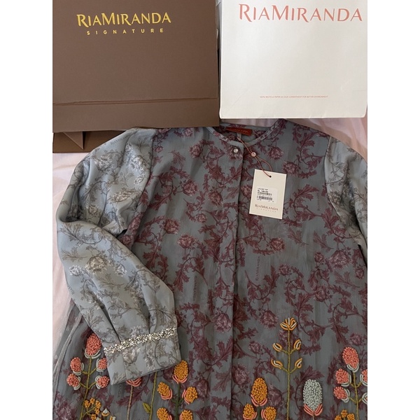 Ria Miranda Signature louise top size M.Boleh barter dgn size L