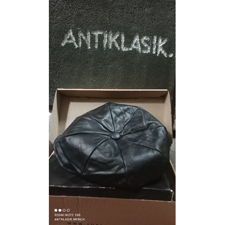 Newsboy cap original second kulit sintetis