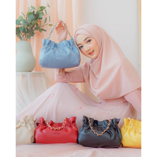 LYViA BAG by HODY
