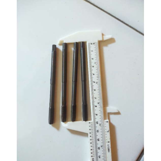 TAP BAUT 11 DRAT M7x1 YAMAWA