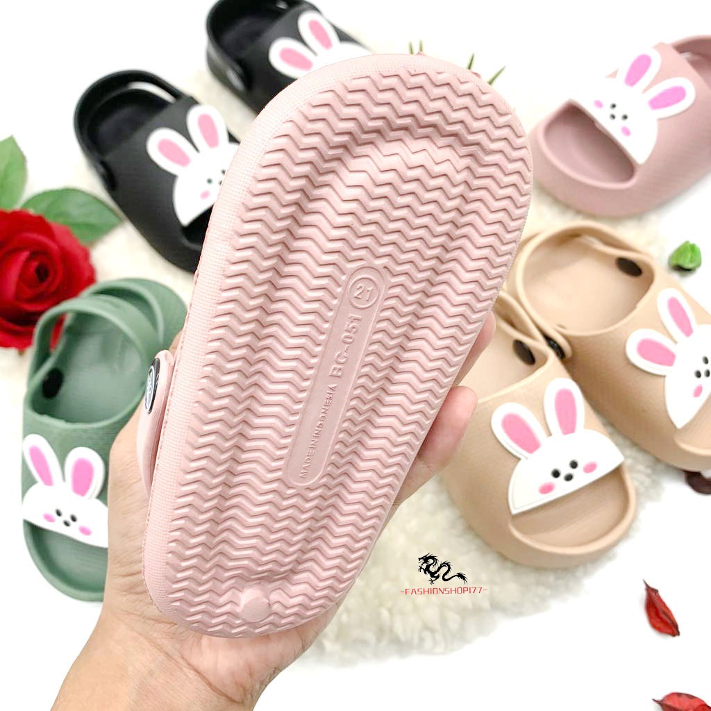 Sandal Anak Perempuan Sandal Selop Bahan Karet Motif Kelinci Terbaru UK.19-24