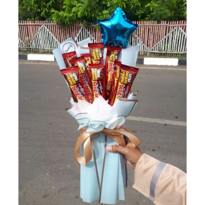 

BUCKET SNACK / SNACK BUCKET / BOUQET SNACK / SNACK BOUQET / KADO ULANG TAHUN / KADO ANNIVERSARRY / BUKET WISUDA