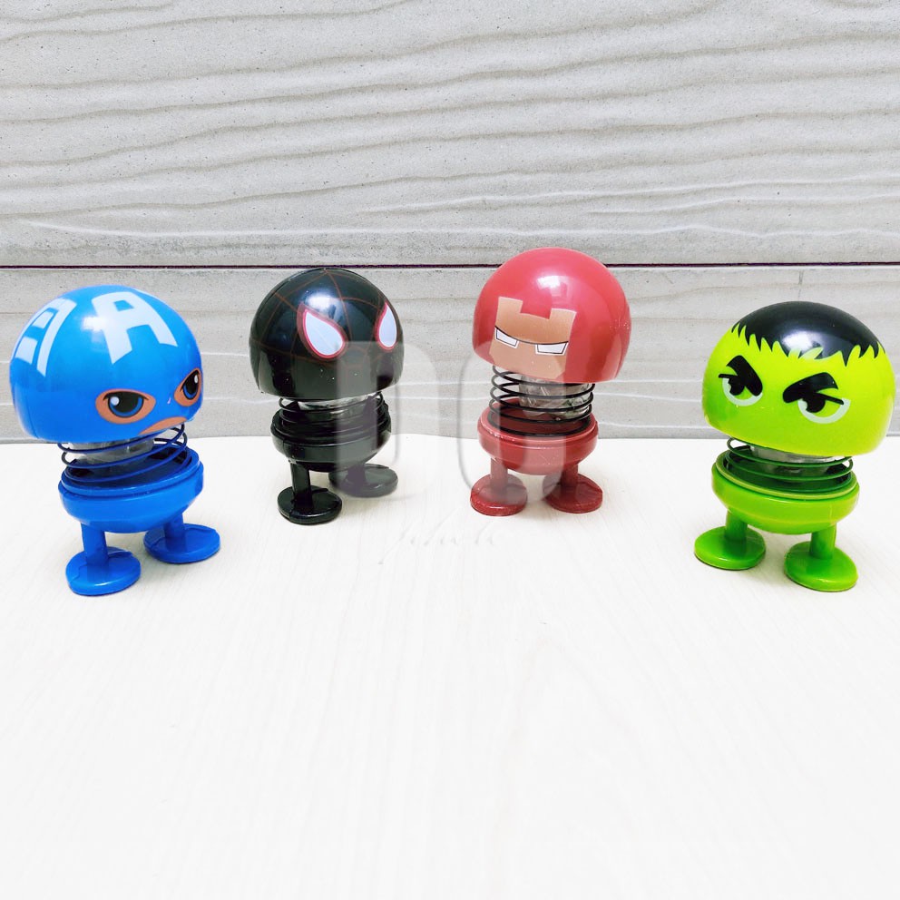 Boneka Per Avengers Spring Doll Superhero Pajangan Dashboard Mobil Boneka Goyang Karakter