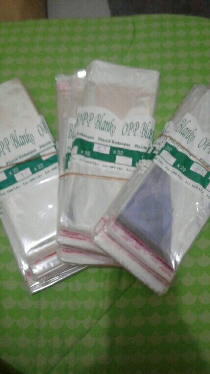 Plastik Undangan Opp 8.5 X 22