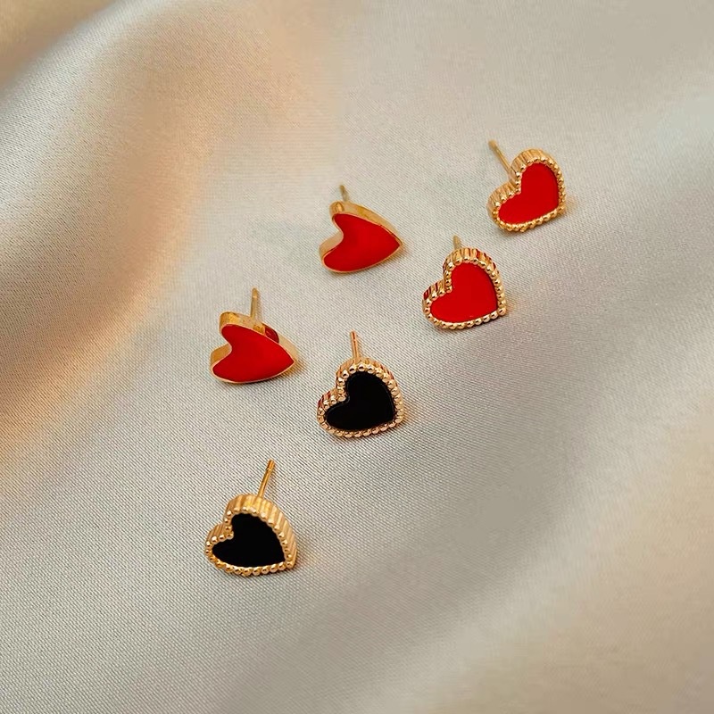 Anting Tusuk Motif Hati simple Bahan titanium steel Untuk Wanita