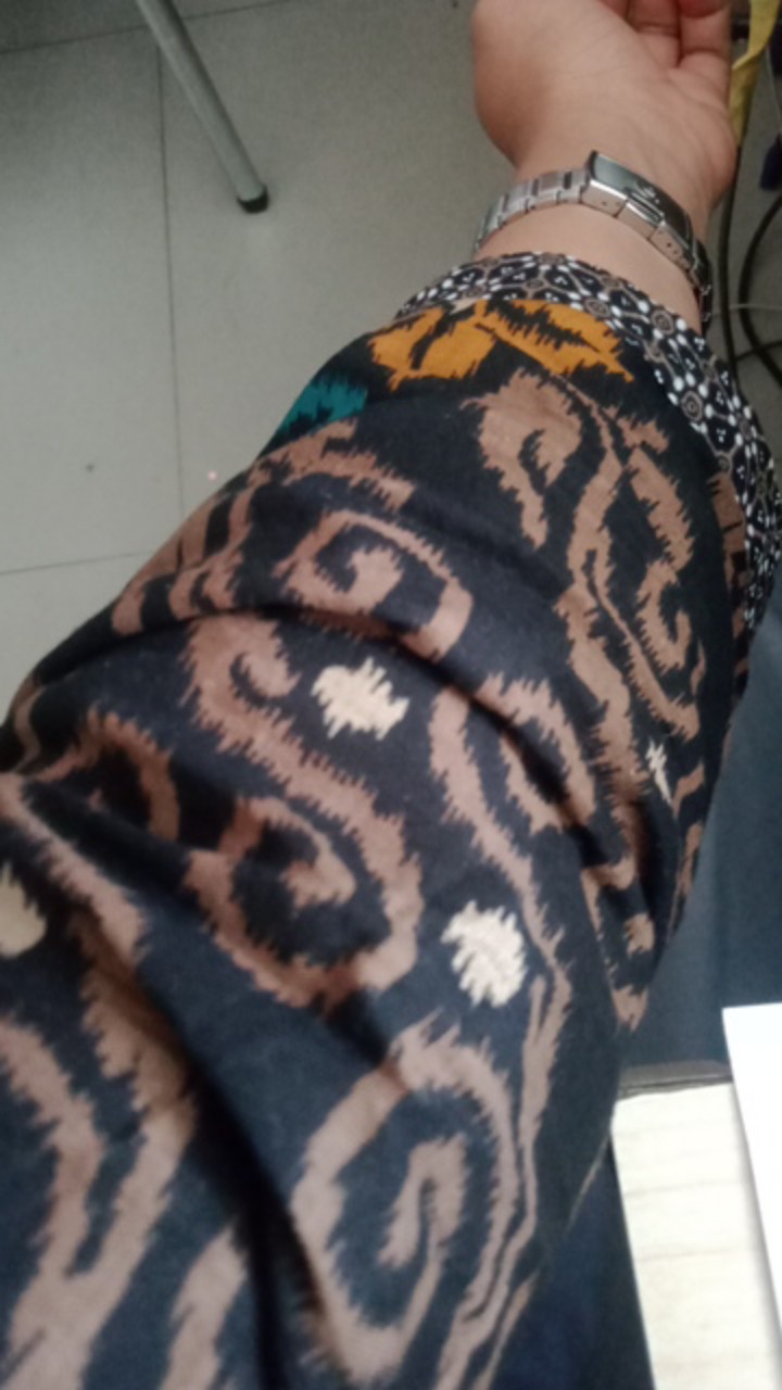 Longcardi Aluna Bunga Zigzag Lawasan Outer Batik Kantoran Wanita Formal Kondangan Katun Halus