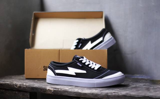 BEST PRODUCT !!! Sepatu Lokal Shoes Local Pride SIF Origin OS Low Cut Black White a