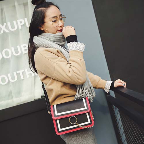 tas selempang kulit wanita aksen rantai leather sling bag cewek bta385