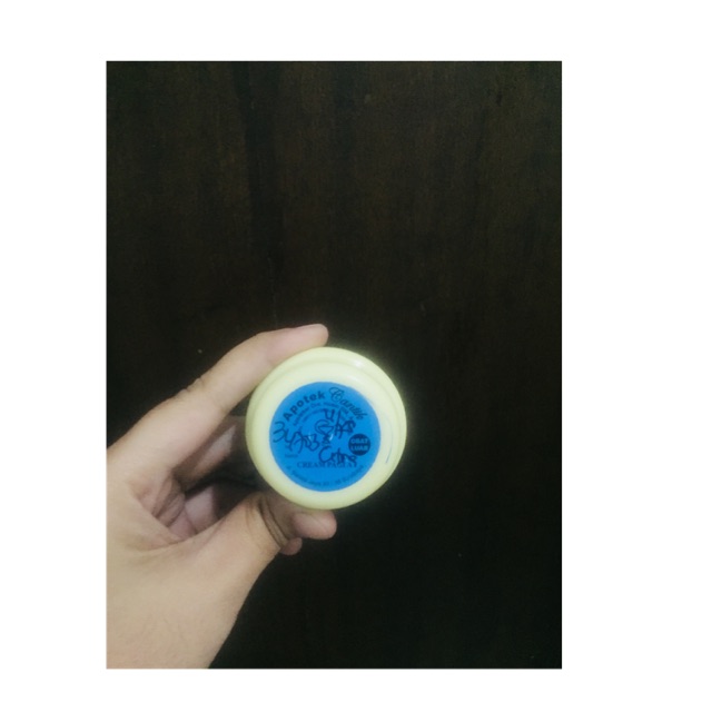 Cream pagi A klinik cantik baratajaya surabaya