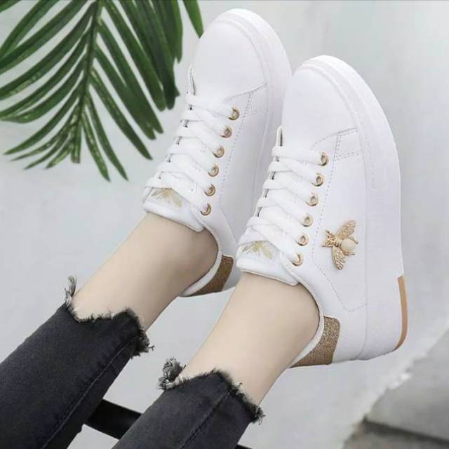 Sepatu sneaker lebah op 01