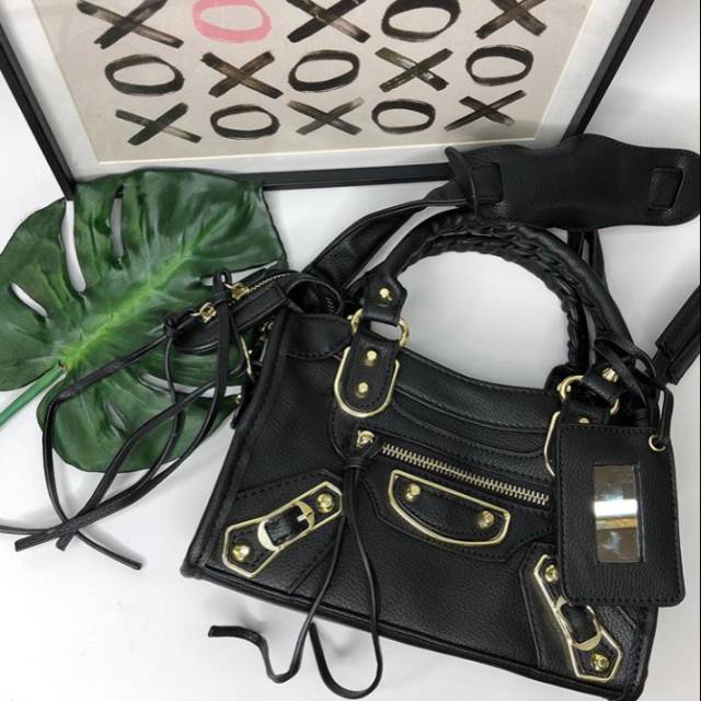 Tas selempang, tas wanita, tas hitam, Balenciaga Bag (PRELOVED)