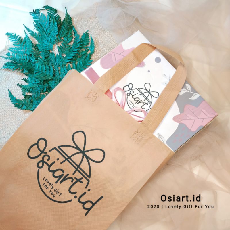 

Osiart.id Goodie Bag Ukuran 25x35x8 Totebag Tas Kado Kain Hampers Osiart.id