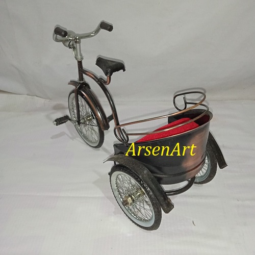 Miniatur Becak Mandarin Becak Logam Ukuran Kecil Panjang 25 cm