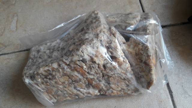 Kemenyan Menyan Madu Putih Murni Bongkahan 1kg