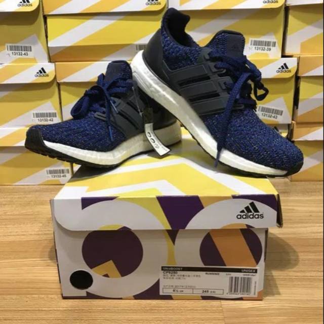 Adidas Ultraboost 4.0