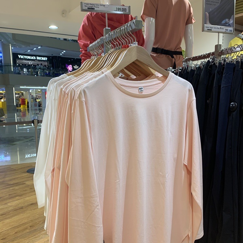 ‼️SALE UNIQLO‼️Women T-Shirt Shirttail Hem Katun Lembut