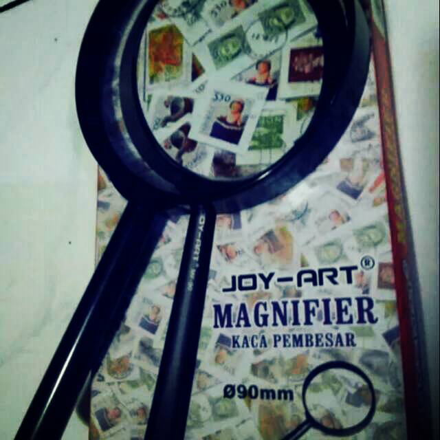 

Kaca pembesar 90 mm cocok buat proyektor