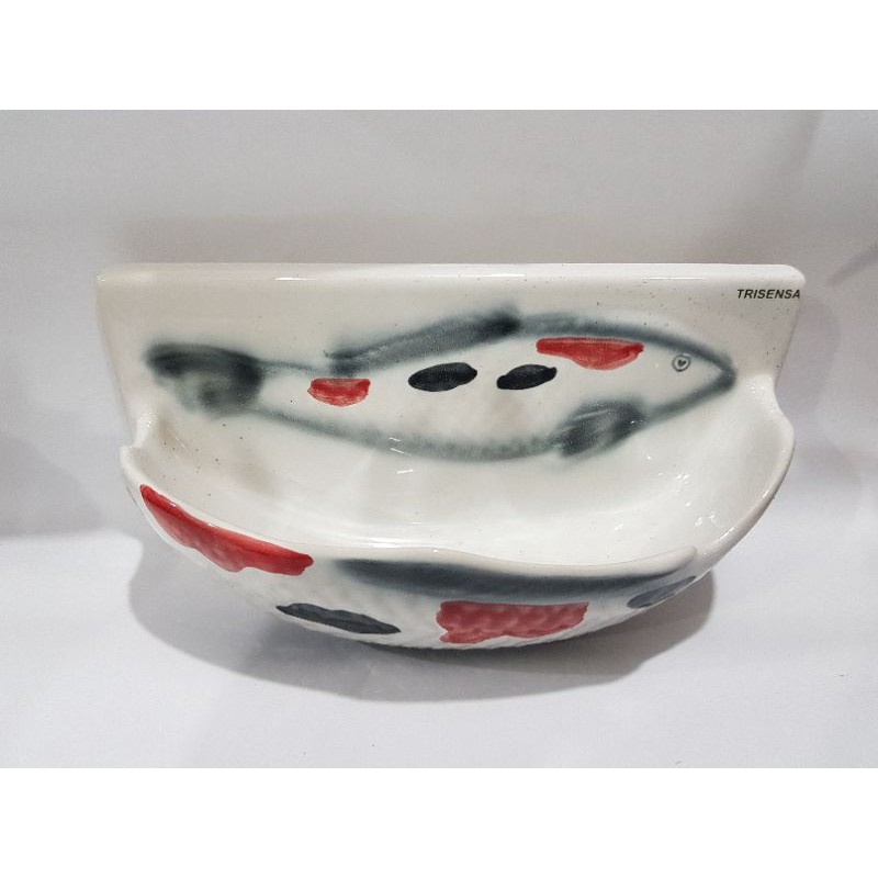 tempat sabun batang keramik model ikan arwana murah untuk kado gantung atau tempel tembok