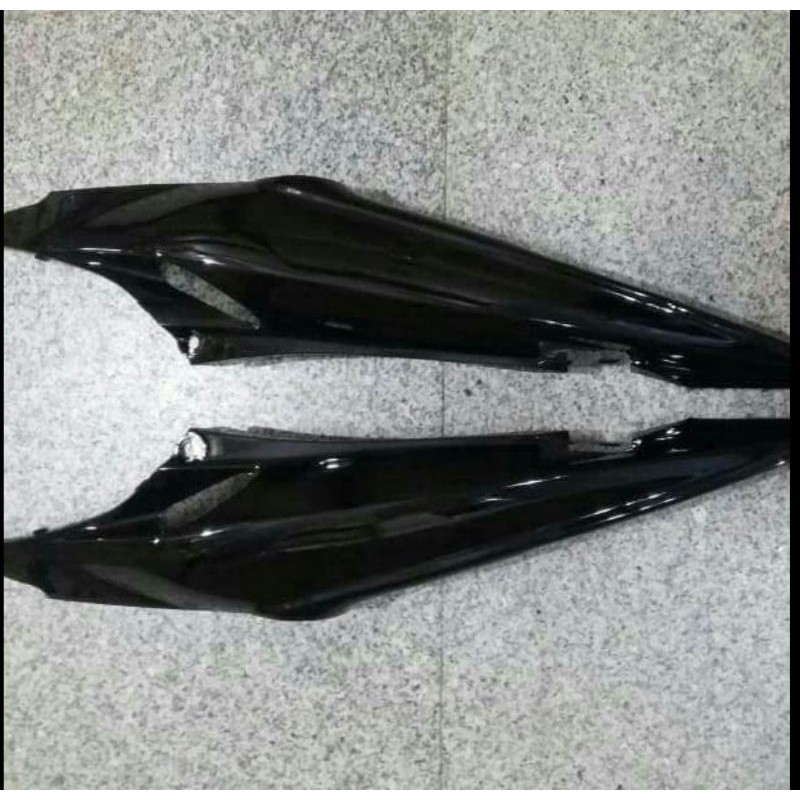 body samping kanan kiri revo lama_