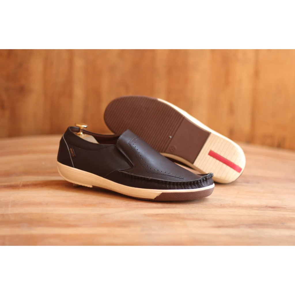Sepatu slop pria terbaru 2020 -COD , Sepatu series SANDRO , sepatu slop pria kulit