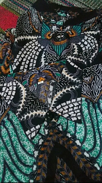 Promo Batik Couple Keluarga Sarimbit Sania Ruffle Batik Ori Ndoro Jowi Motif Madu Hijau