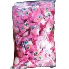 

Permen Yupi Jelly Bentuk Love Kemasan 250 gram isii 100pcs Permen Jelly Kembang gula kenyal merk Yupi Cemilan enak rasanya