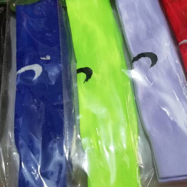 Kaos Kaki Bola Nike
