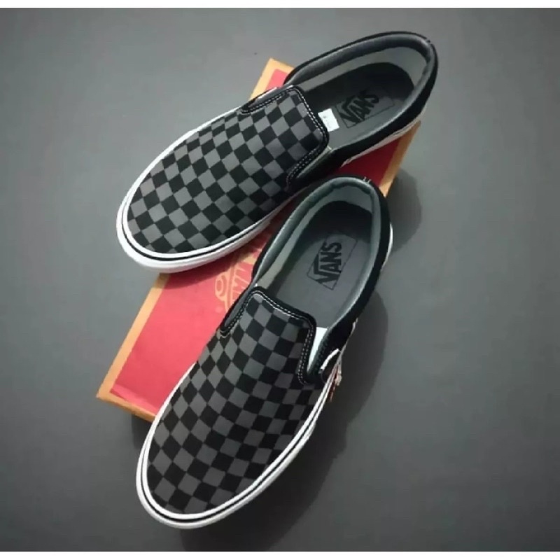 SEPATU VANS SLIP ON CHECKERBOARD CATUR BLACK WHITE PREMIUM