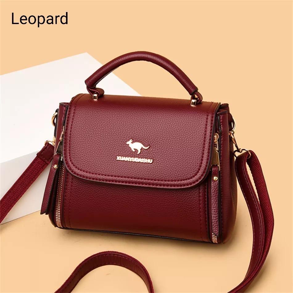 TAS SELEMPANG PESTA COUDRAY KHANZA KANGGURU HITAM KULIT RANTAI MURAH BRANDED FASHION BATAM WANITA ORI IMPORT