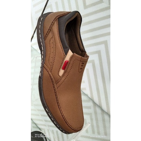 SEPATU VANTOPEL PRIA LICCARDO ORIGINAL