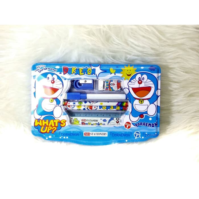 

Paket Kotak pensil lengkap karakter Doraemon - Biru