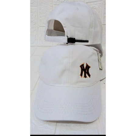 TOPI NEW YORK NY WHITE