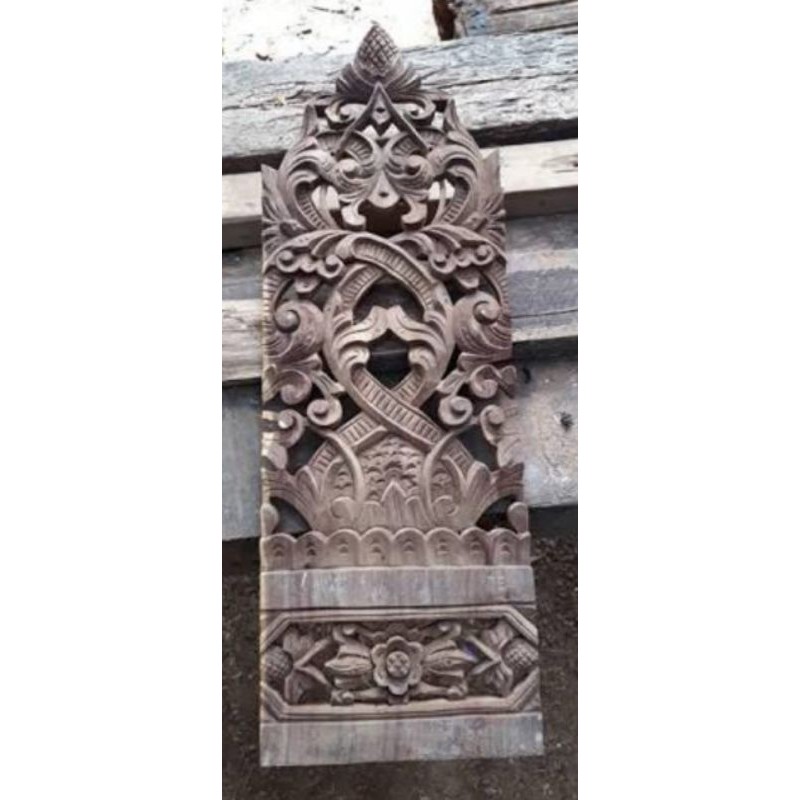 tempel ukir tiang rumah klasik