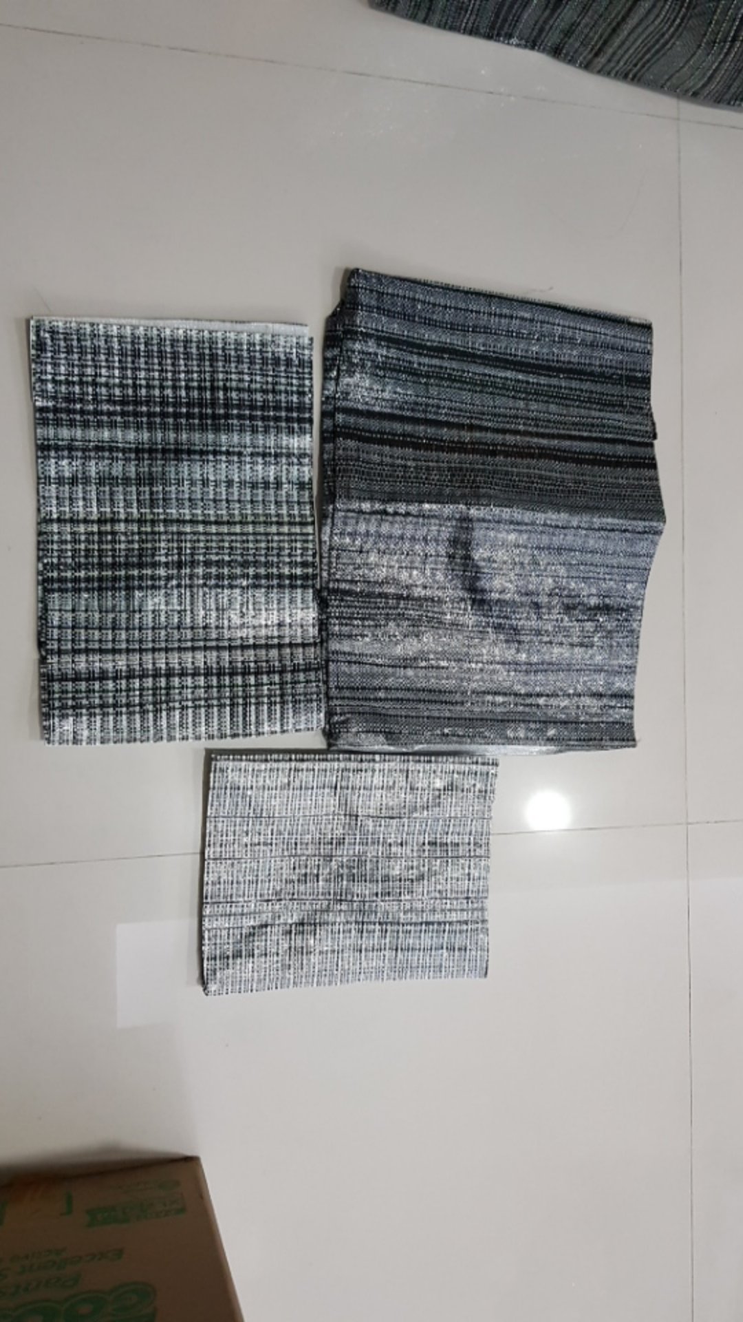 Tas Belanja Motif Mix - Medium (ramah Lingkungan, Daur Ulang, Reusable)