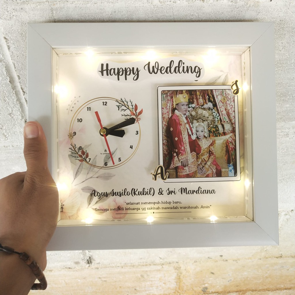 Gift Frame 3D Jam Bucket Mini Spesial