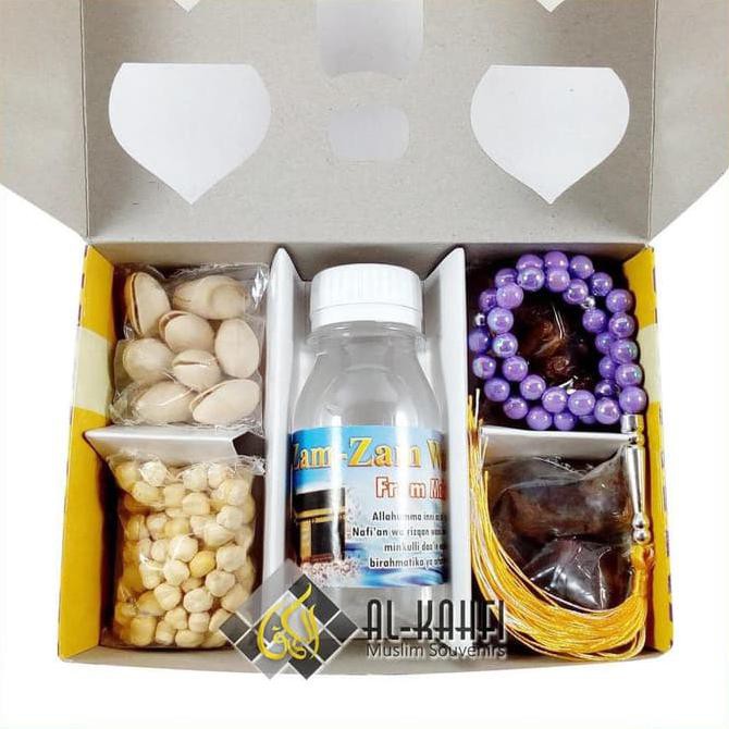 

Kualitas Terbaik Paket Oleholeh Haji Umroh 2 Air Zamzam Kurma Kismis Fustuk Kacang Arab