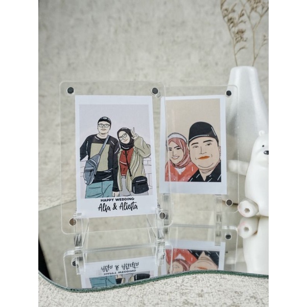 

Magnetic Acrylic Frame / Custom Ilustrasi Akrilik / Custom Illustration Acrylic / Gift Box Akrilik / Akrilik Gift / Acrylic Gift / Kado Wisuda / Kado Graduation / Kado Ulang Tahun / Kado Anniversary / Kado Wedding