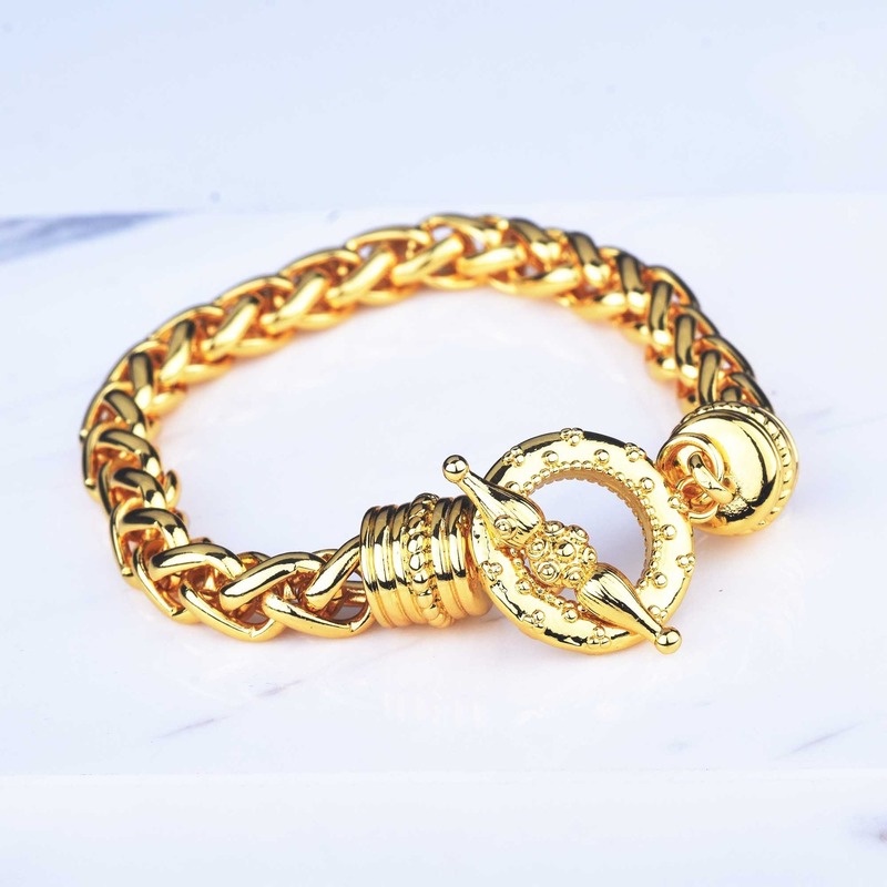 European and American Vintage Engraving Buckle Chain Bracelet