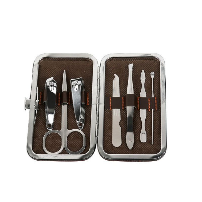 PEDICURE MENICURE KIT 7 IN 1