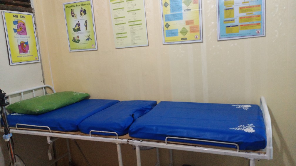 Bed Gynek Cover Free Sarban