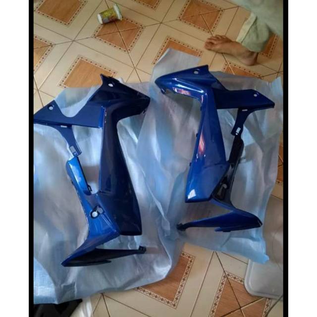 legshiel sayap tebeng depan supra x 125 biru 2008-2012