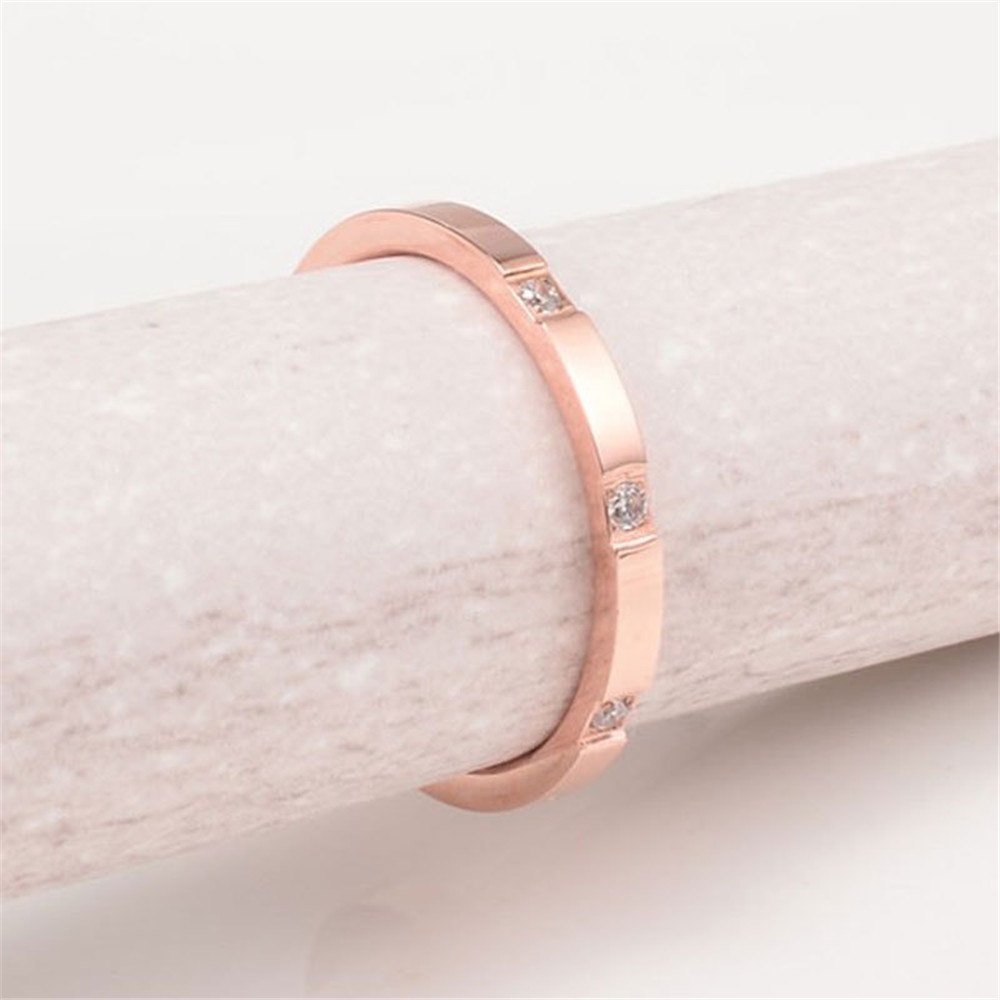 1 pcs Korea Titanium Steel Light Luxury Rose Gold Perak Berlian Pasangan Cincin Tipis untuk Pria dan Wanita