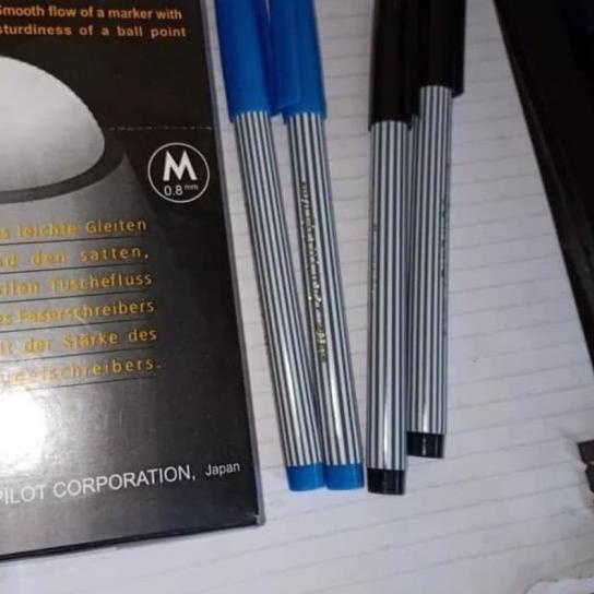 

➢ Ballpoint Pilot Balliner ➯