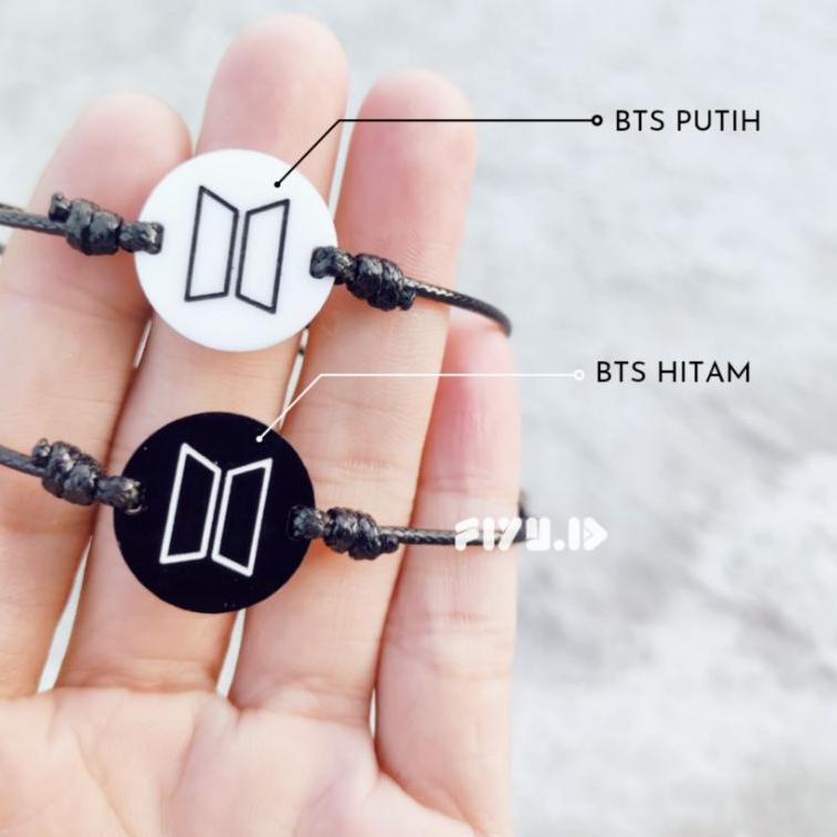 Produk Baru GELANG COUPLE  BTS ARMY / GELANG  BTS ( SUDAH DAPAT 2 GELANG ) .,..,.,.,.