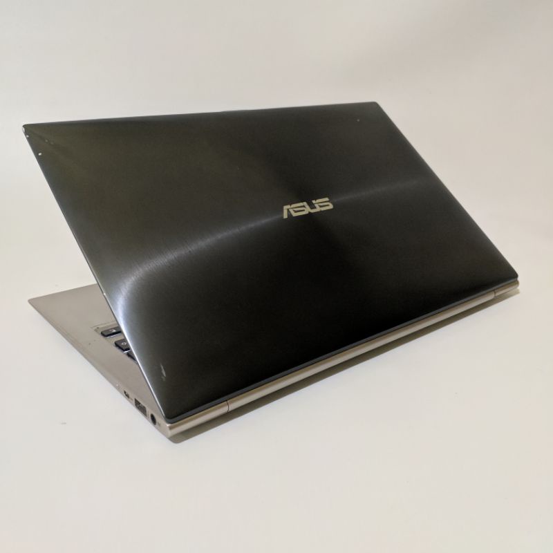 laptop Ultrabook super tipis asus ZenBook ux21A  core i5 - ssd 256gb 12.5 inc