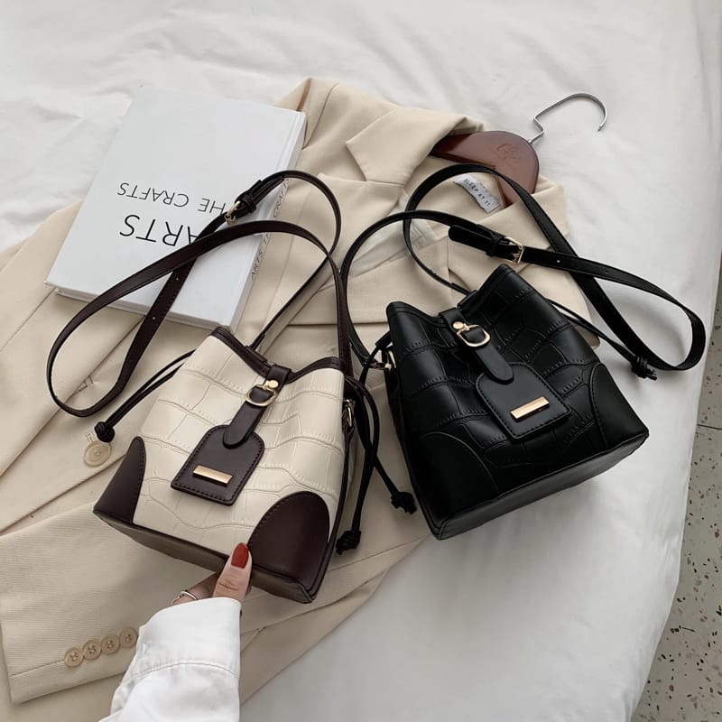 BJ15408 - BLACK/COFFEE/WHITE - TAS SERUT SLEMPANG HANDBAG TOTEBAG JINJING TAS WANITA FASHION IMPORT MODIS ELEGAN TERMURAH TERLARIS TERBARU BAGSTORE JAKARTA TAS BATAM CR7547 EL5408 BQ3363 LT2029 JT1340