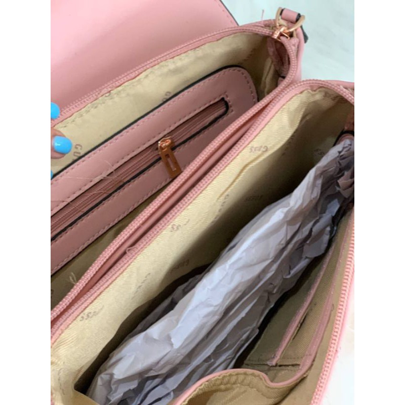 GUESSS Melise Flap Crossbody Bag